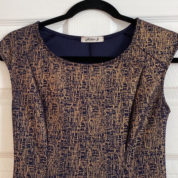 Aiden Y glitzy dress - Picture 2 of 4